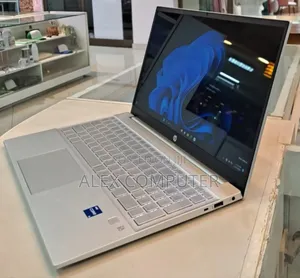 Photo - New Laptop HP Pavilion 15 16GB Intel Core I5 SSD 512GB