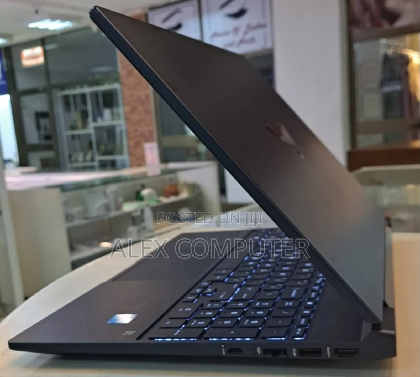 New Laptop HP Victus 15 8GB Intel Core I5 SSD 1T