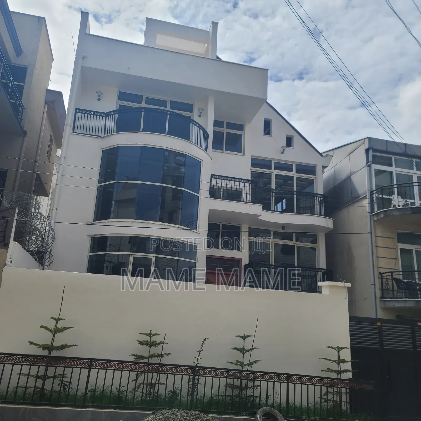 10bdrm House in Addis Abeba, Bole for rent