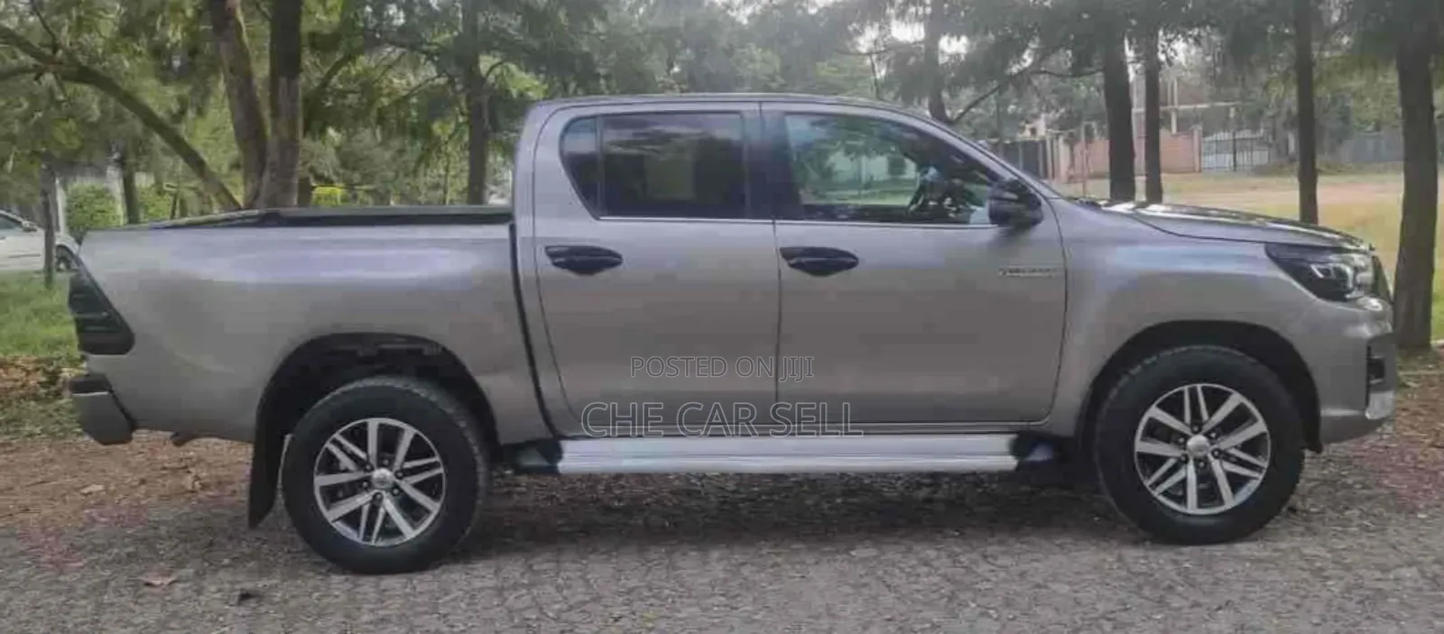 Toyota Hilux 2020 Silver