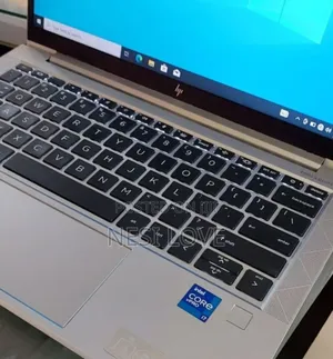 New Laptop HP EliteBook 830 G8 16GB Intel Core I7 SSD 512GB