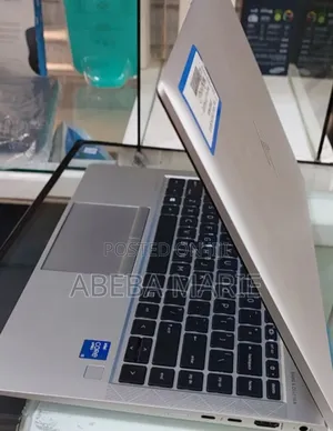 New Laptop HP EliteBook 840 G8 16GB Intel Core I5 SSD 512GB