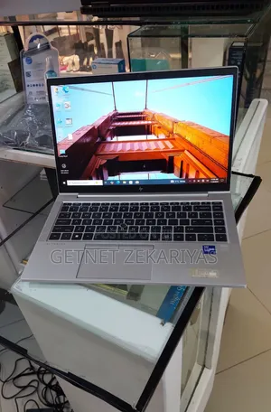 New Laptop HP EliteBook 840 G9 16GB Intel Core I7 SSD 512GB
