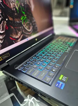 New Laptop Acer Predator Helios 300 18GB Intel Core I9 SSD 512GB