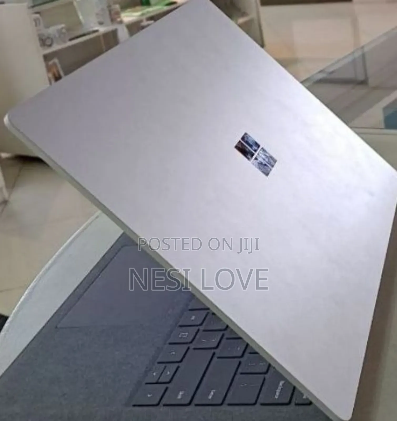 New Laptop Microsoft Surface 16GB Intel Core I7 SSD 512GB