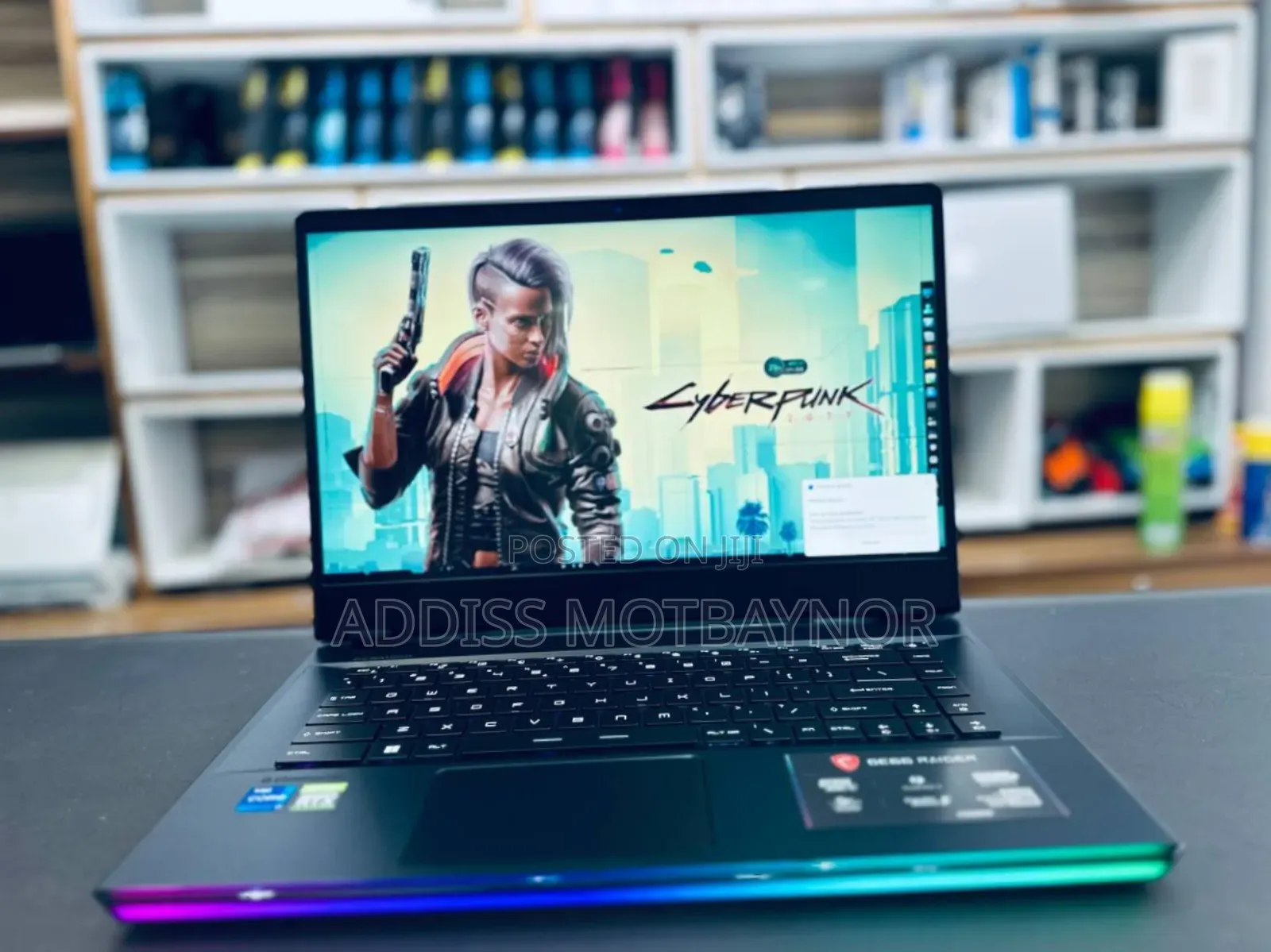 New Laptop MSI Raider GE76 12UGS 16GB Intel Core I7 SSD 1T