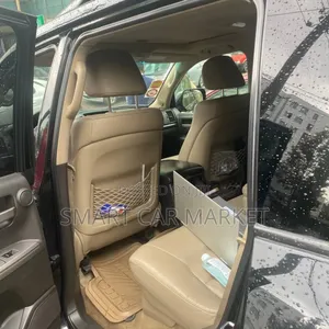 Toyota Land Cruiser 2011 Black