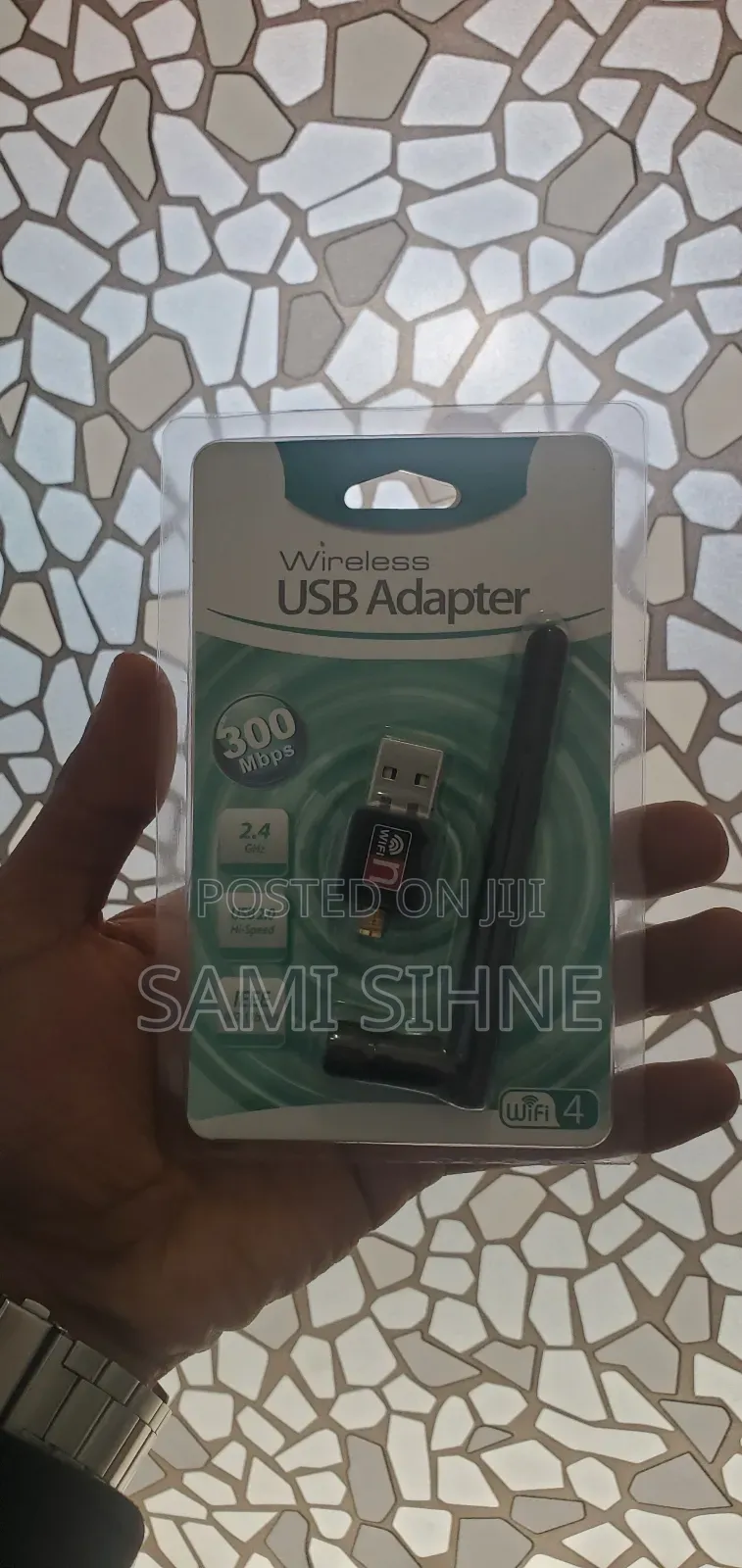 Interface USB2.0 Speed 300mbps Standard IEEE 802.11n