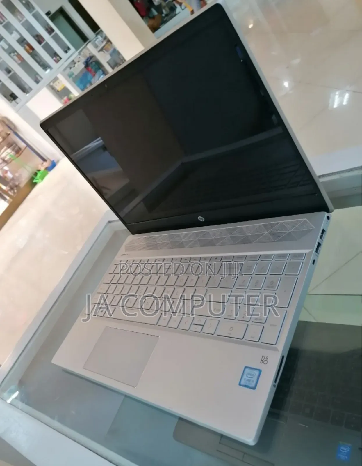 New Laptop HP Pavilion 15 8GB Intel Core I7 SSD 512GB