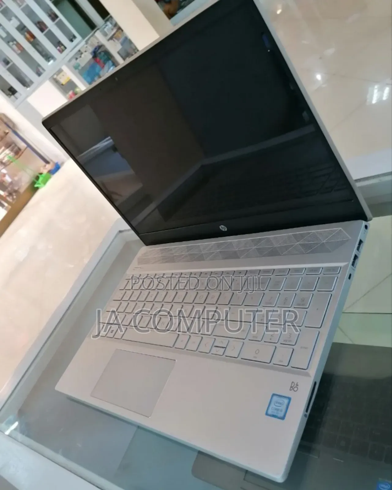 New Laptop HP Pavilion 15 8GB Intel Core I7 SSD 512GB