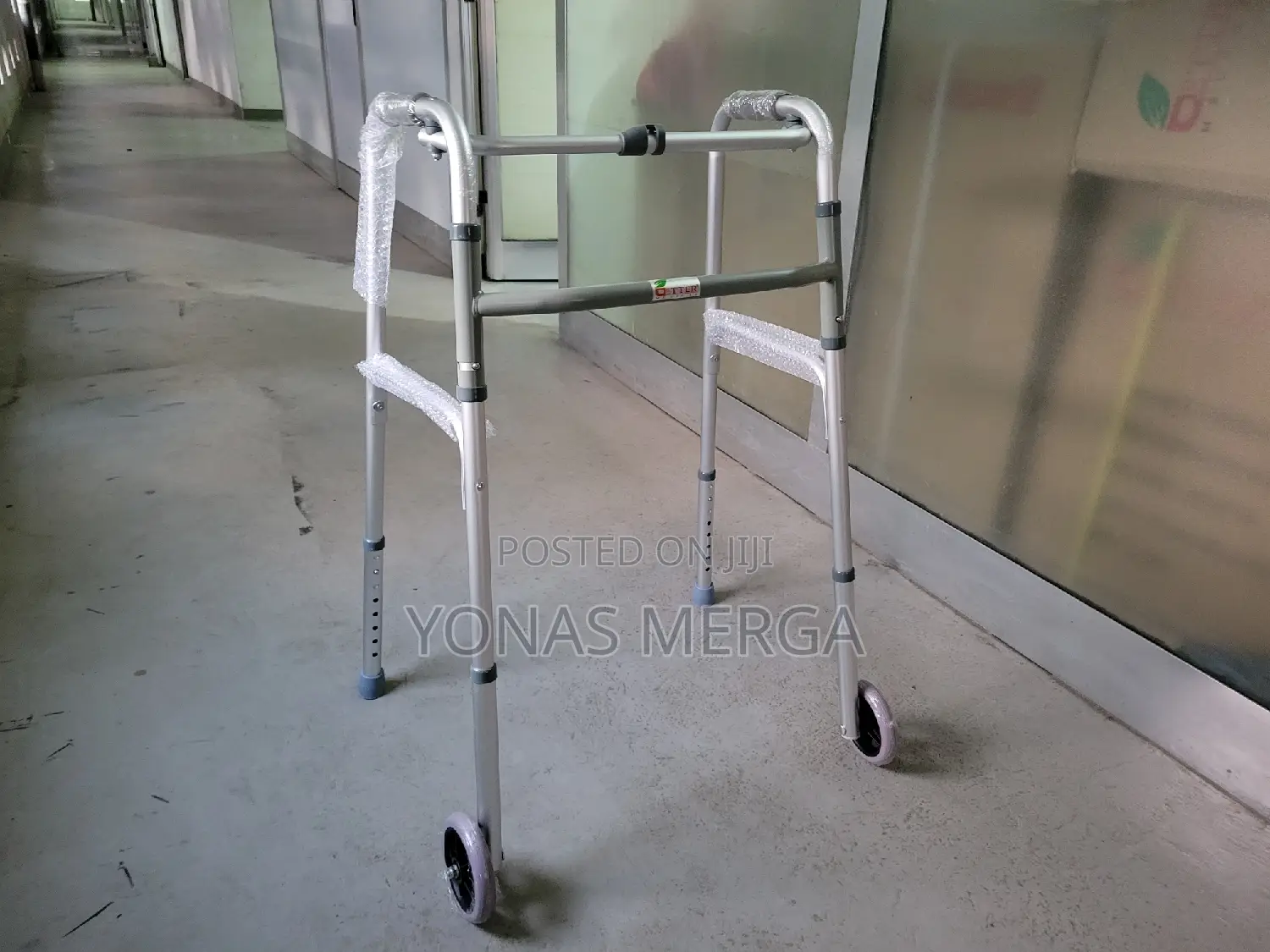 Walker1medipedic MS Walker Wiz Wheel0walker/Ryderwk60 Walker