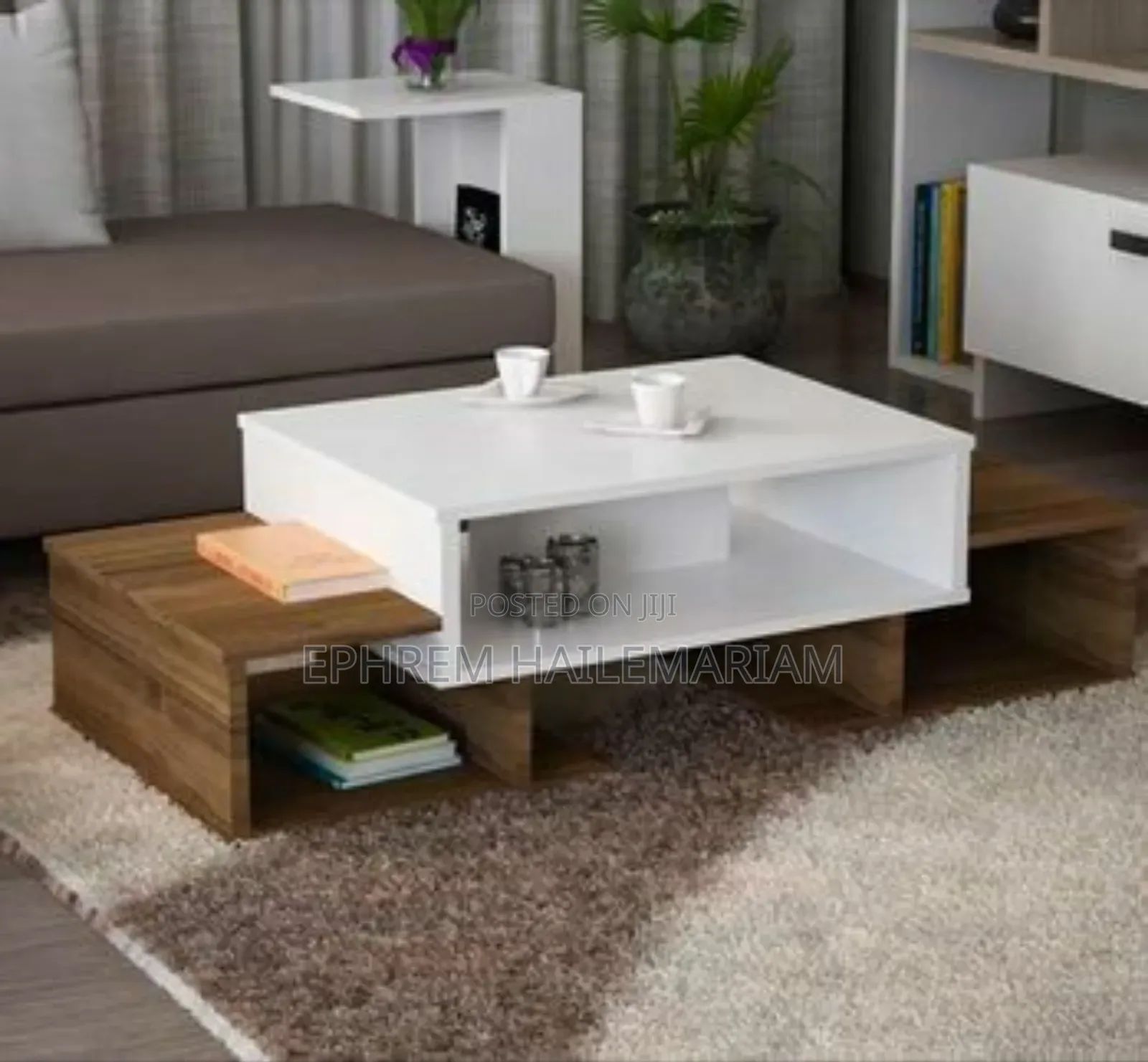 የመፅሐፍ ማንበብያ Table