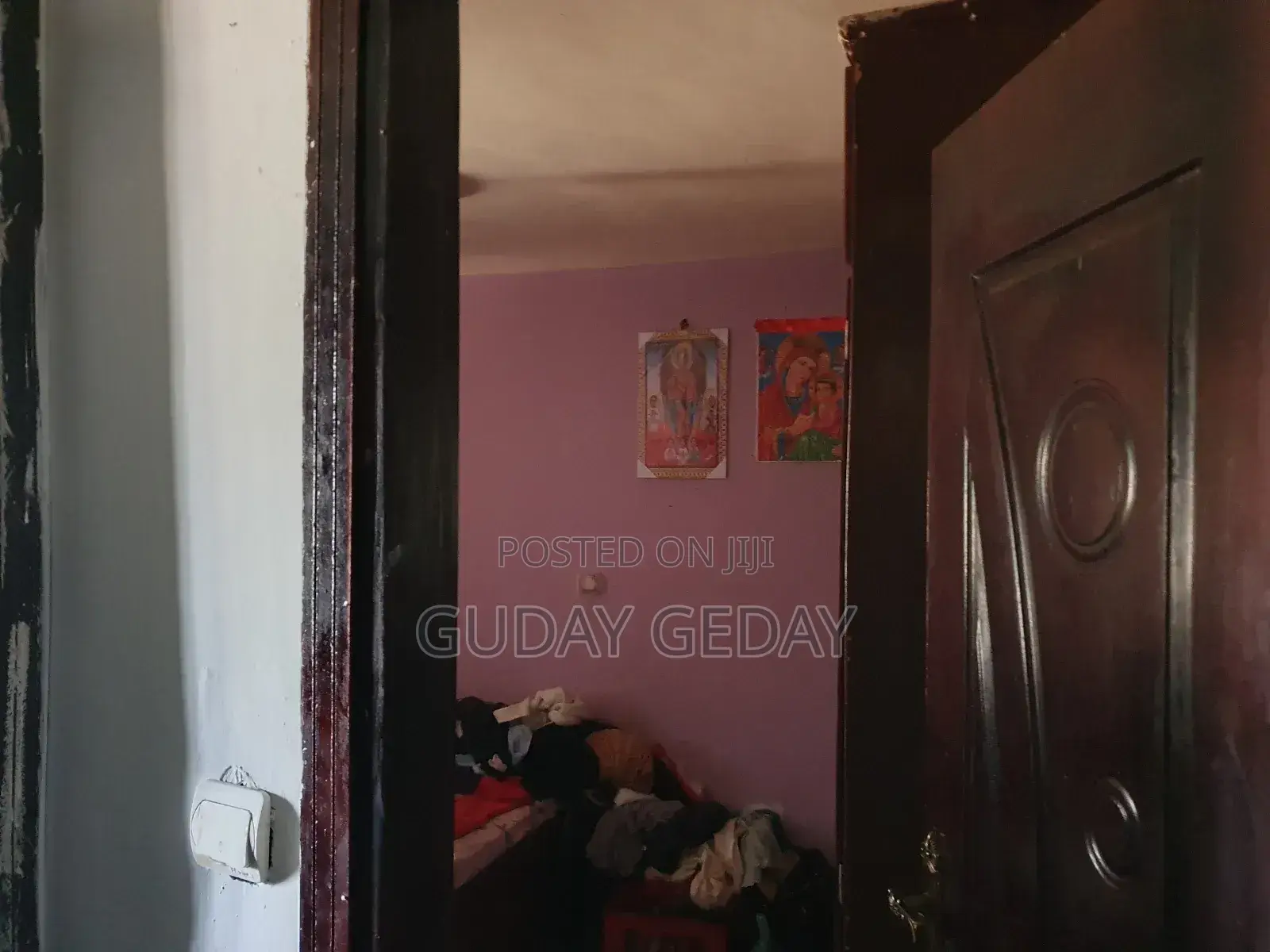 Furnished 3bdrm Condo in Govt Condo, Oromia-Finfinne for sale