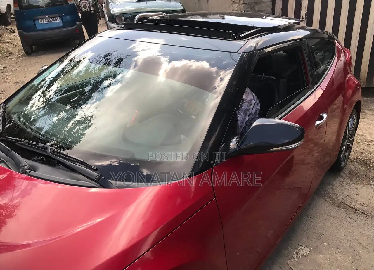 Hyundai Veloster 2017 Red