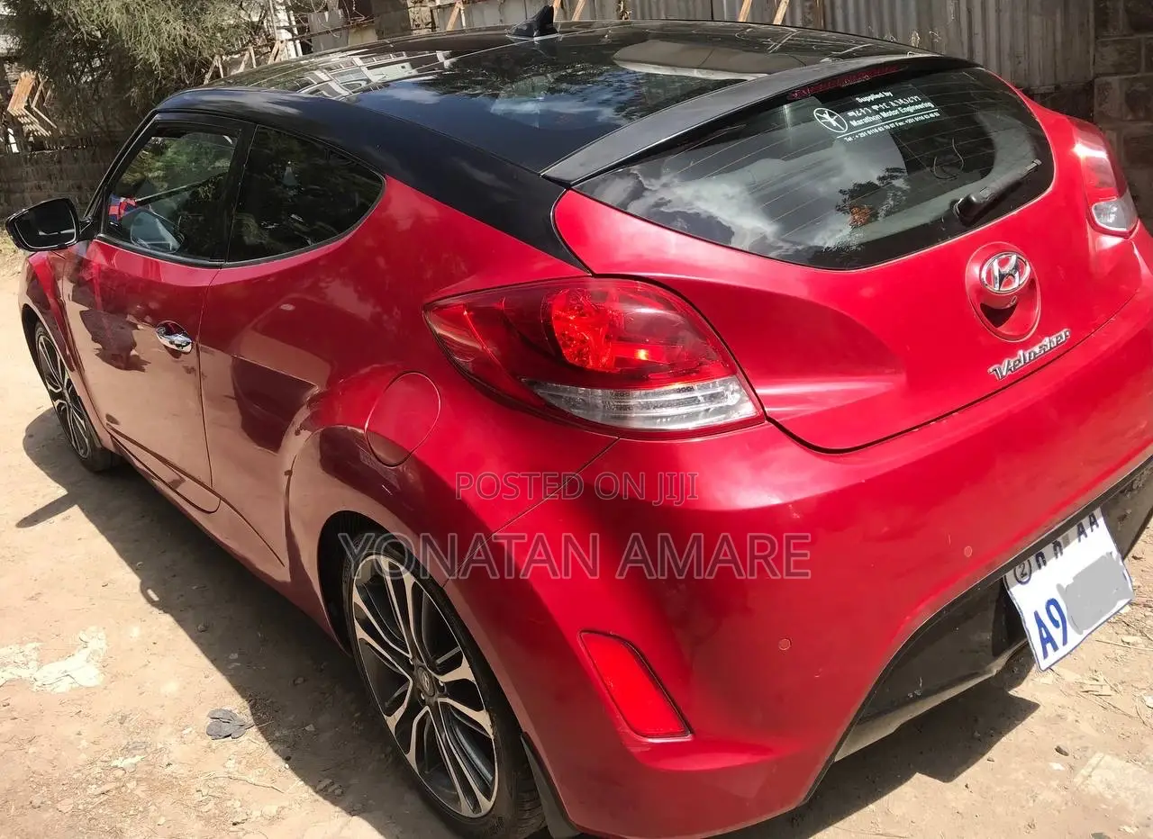 Hyundai Veloster 2017 Red