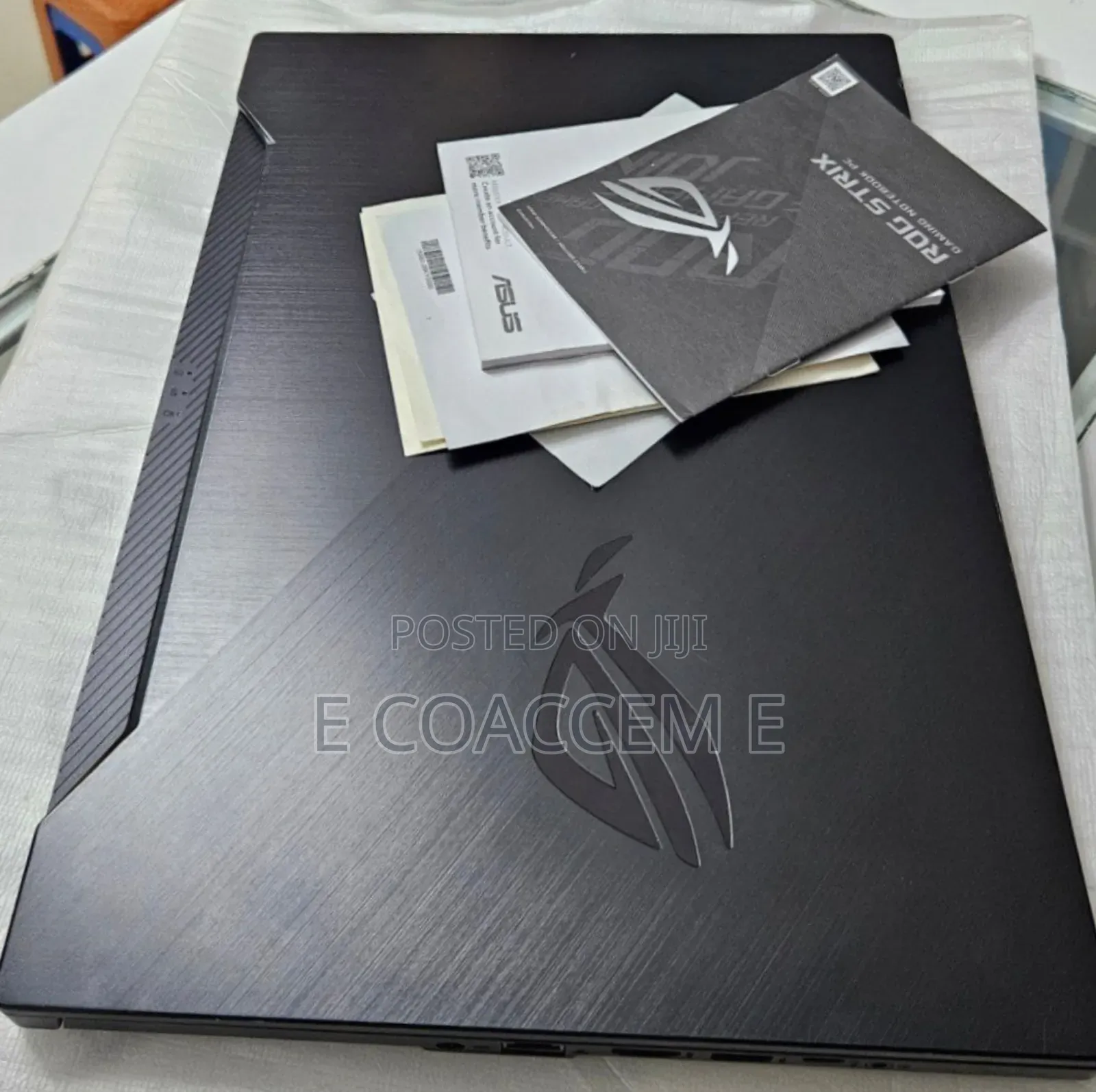 New Laptop Asus 16GB AMD Ryzen 7 SSD 512GB