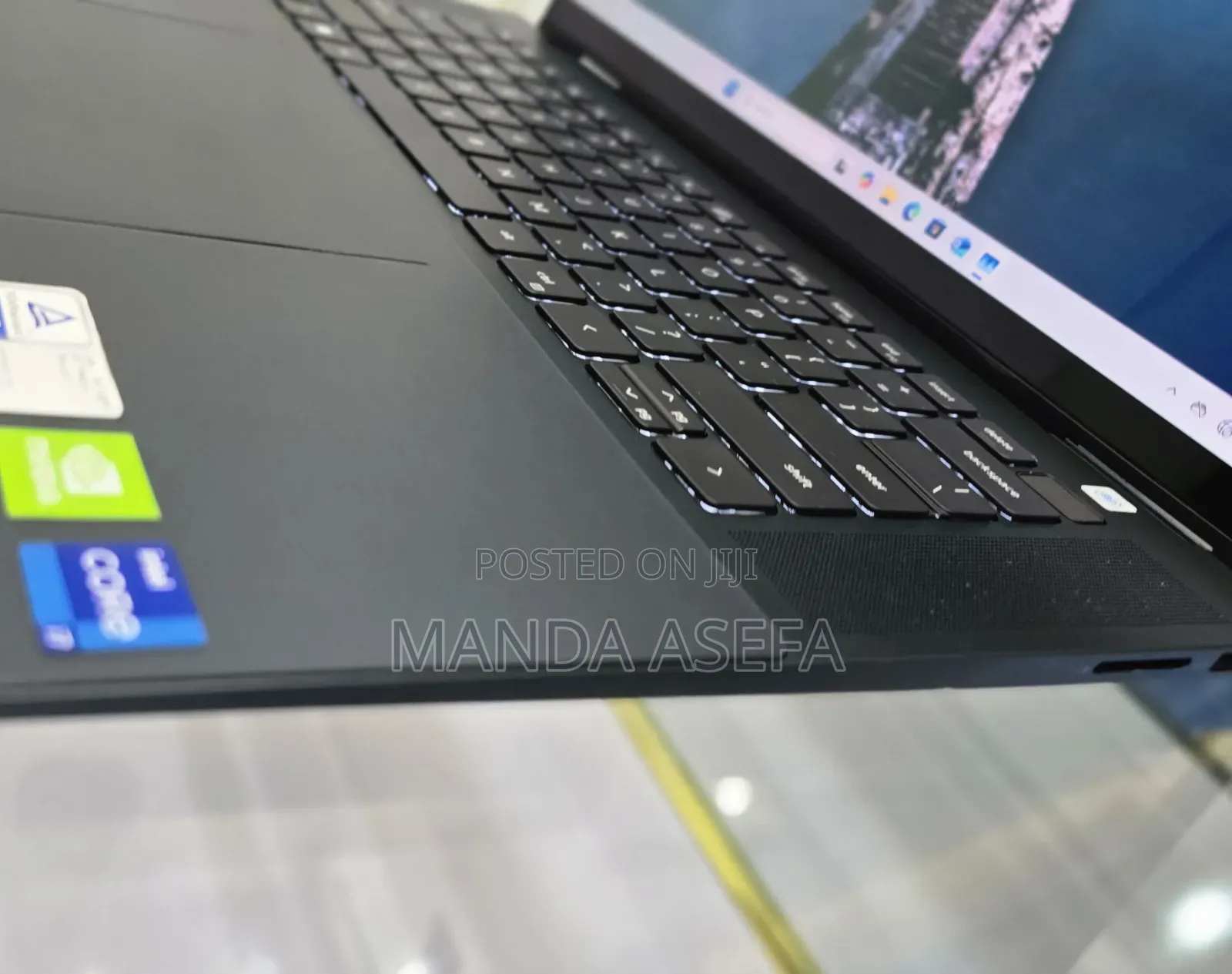 New Laptop Dell 16GB Intel Core I7 SSD 512GB