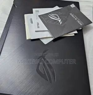 New Laptop Asus ROG Zephyrus G15 16GB AMD Ryzen 7 SSD 512GB