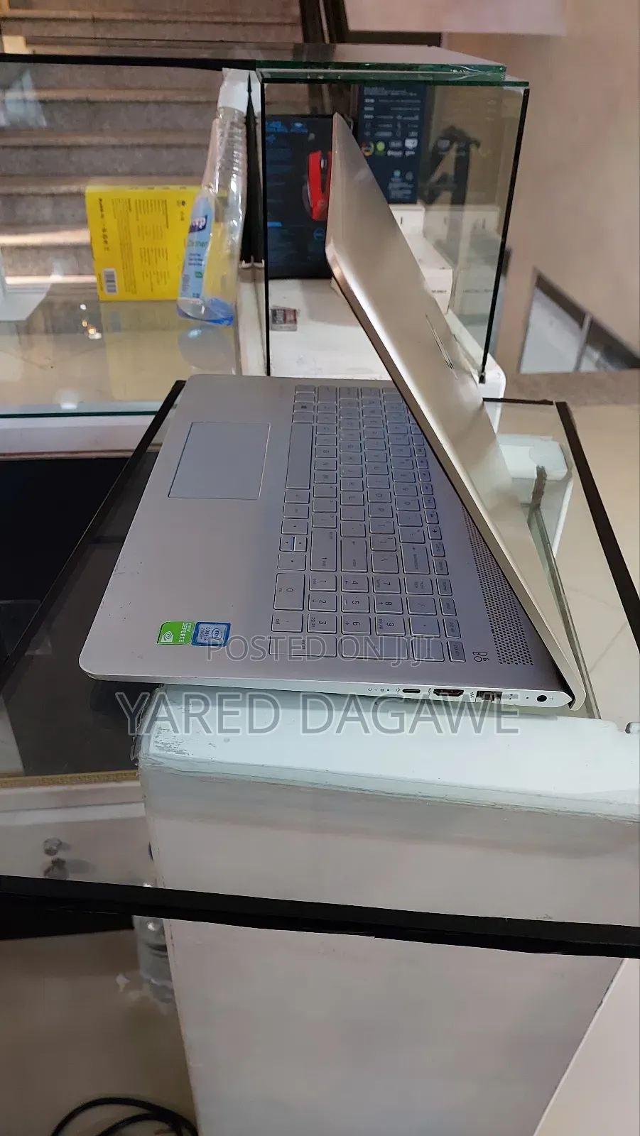 New Laptop HP Pavilion 15 8GB Intel Core I5 HDD 1T