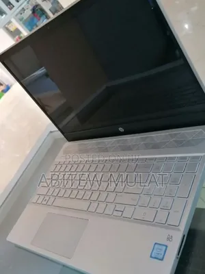 New Laptop HP Pavilion 15 8GB Intel Core I7 SSD 512GB