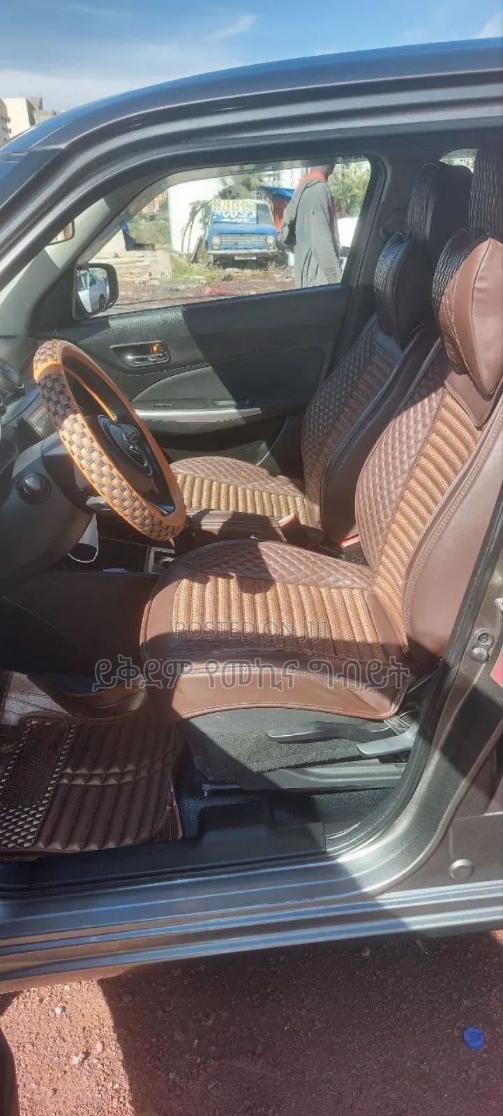 Suzuki Swift 2022 Gray