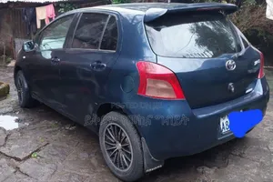 Toyota Yaris 2005 Blue