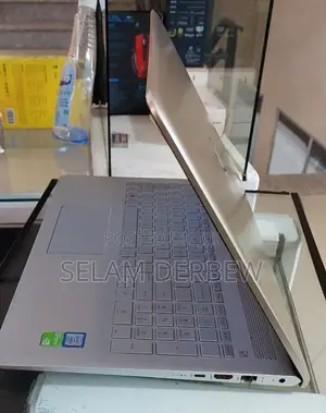 Photo - Laptop HP Pavilion 15 8GB Intel Core I5 HDD 1T