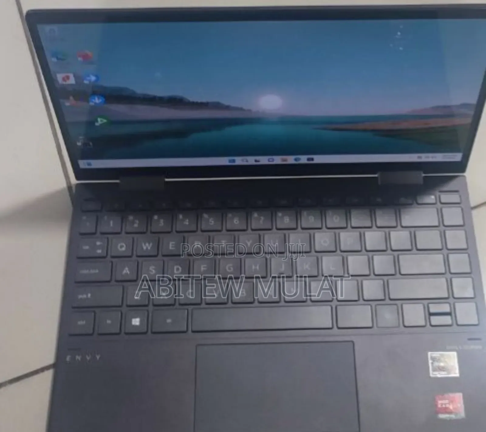 New Laptop HP Envy 15 16GB AMD Ryzen 5 SSD 256GB