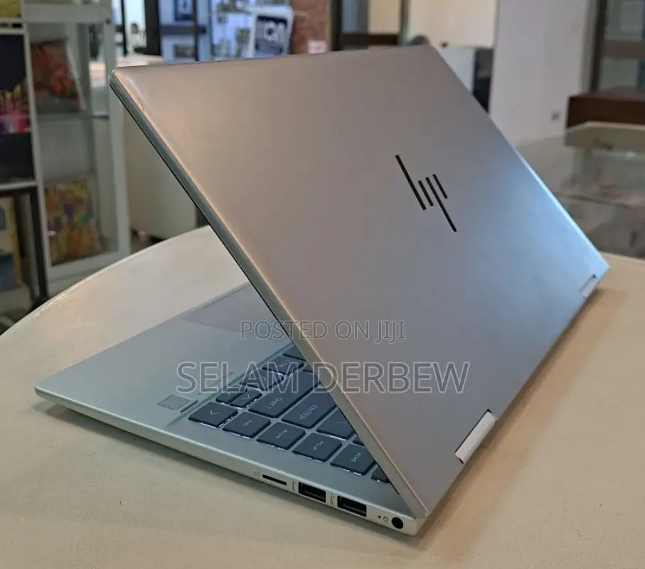 Laptop HP Envy X360 16GB Intel Core I7 SSD 1T