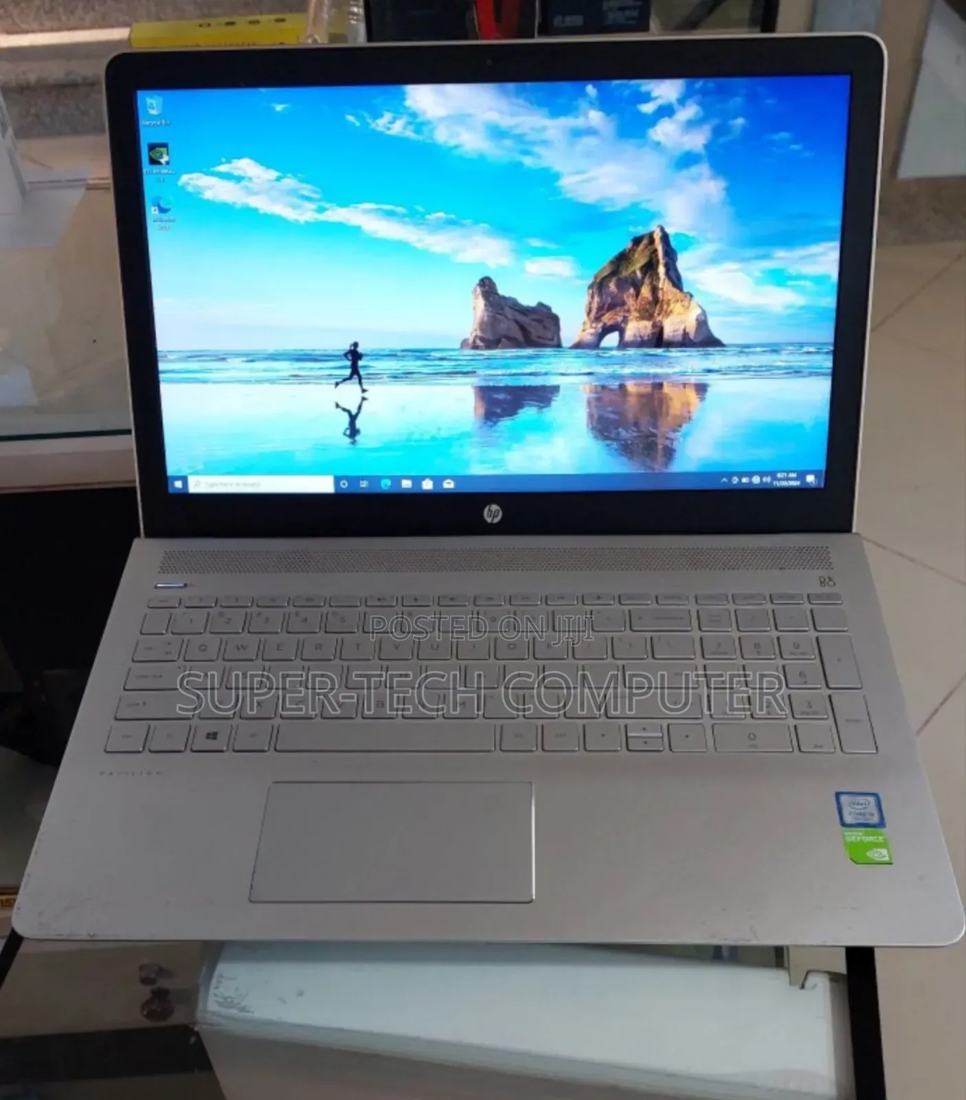 New Laptop HP Pavilion 11 8GB Intel Core I5 HDD 1T