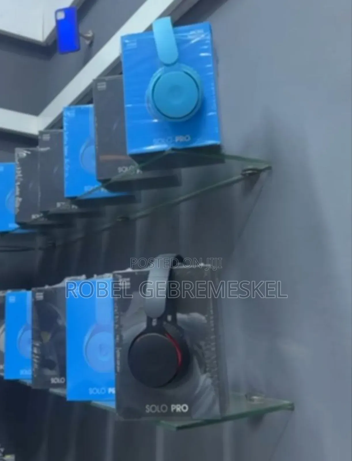 Beats Solo Pro Headset