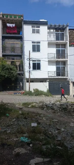 4bdrm House in Bole for sale