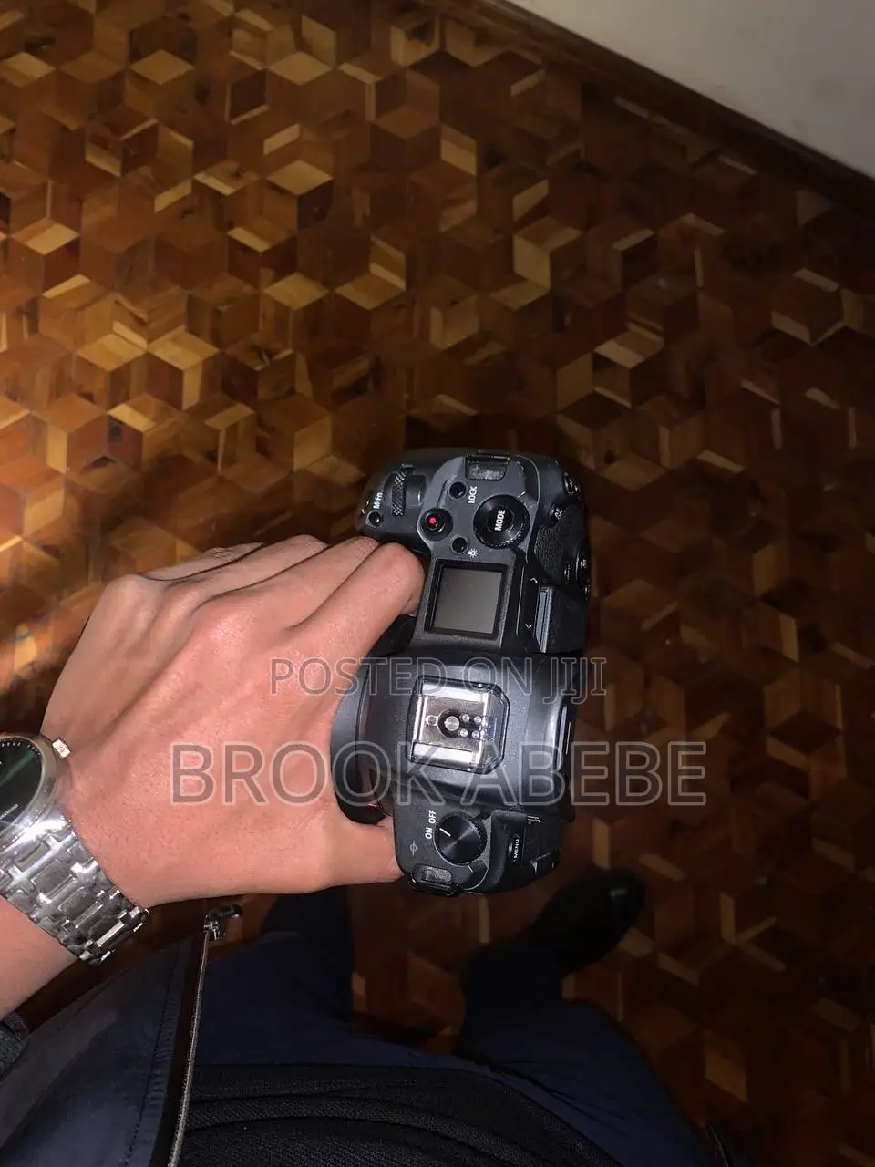 Canon Eos R W Red Ring