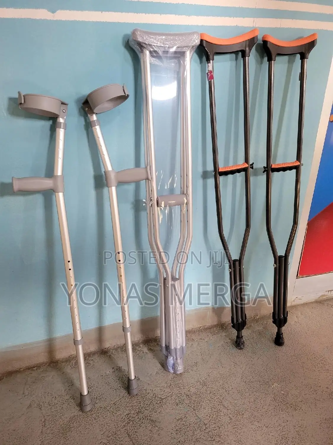 Auxiliary Crutches፵0ክራንች፣Crutches+9crutches€፴crutchesክራንች