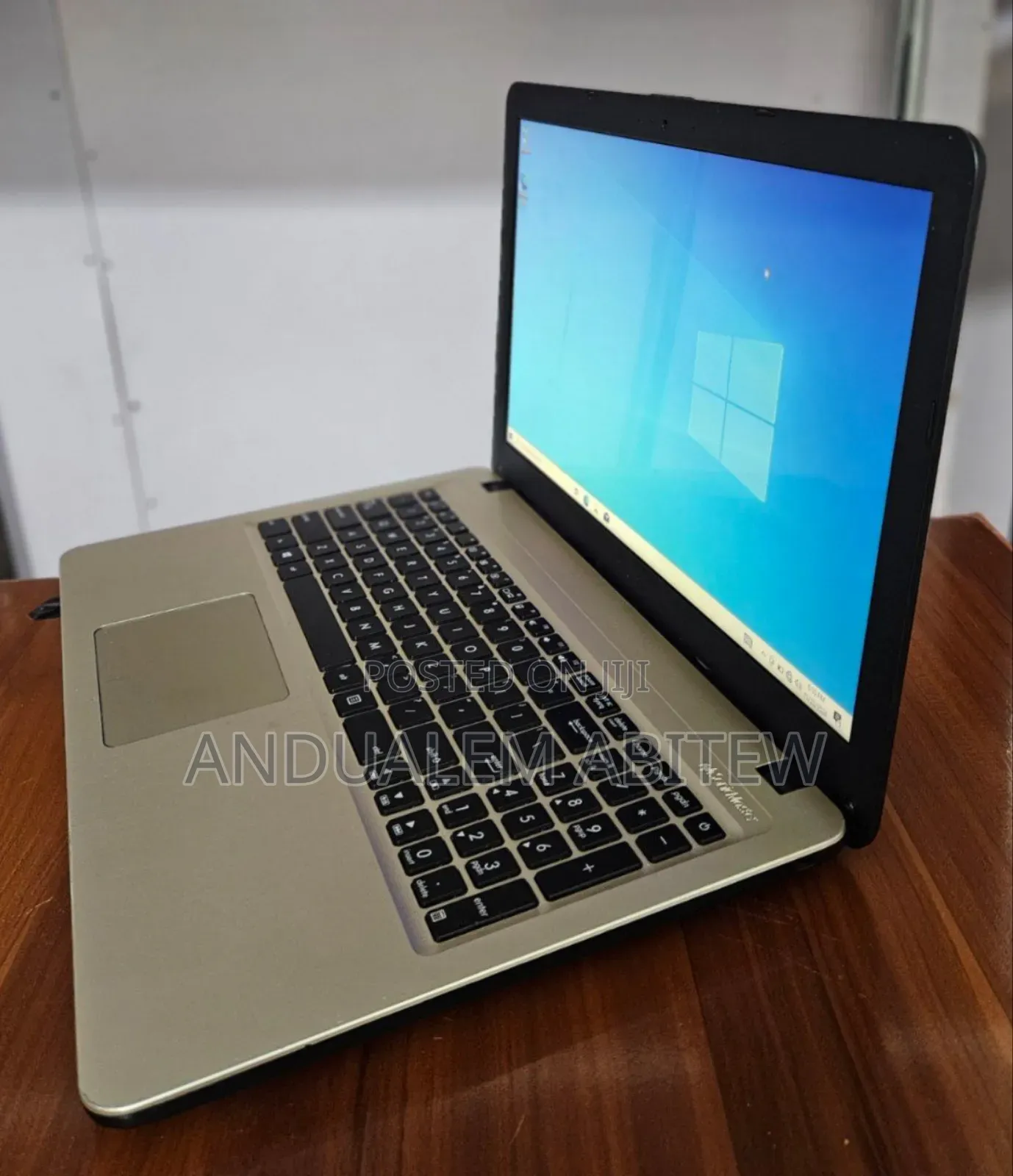 New Laptop Asus X540LA 4GB Intel Pentium HDD 500GB