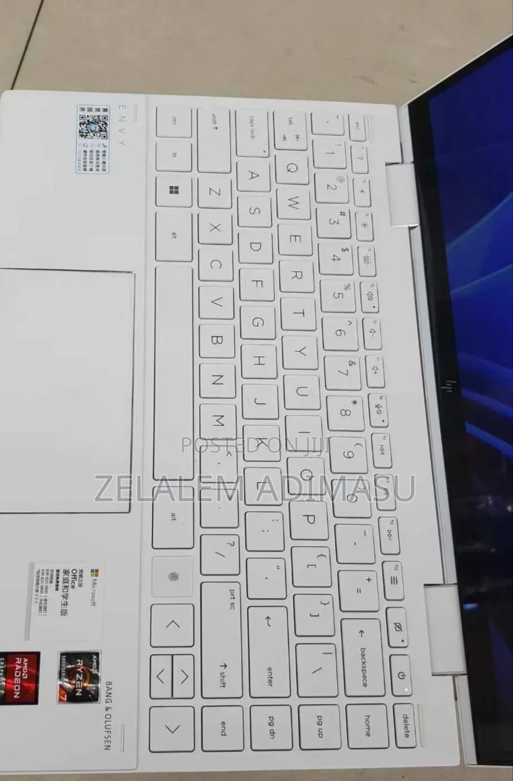 New Laptop HP Envy X360 16GB AMD Ryzen 7 SSD 512GB