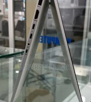 New Laptop HP EliteBook X GB Intel Core I5 SSD 512GB