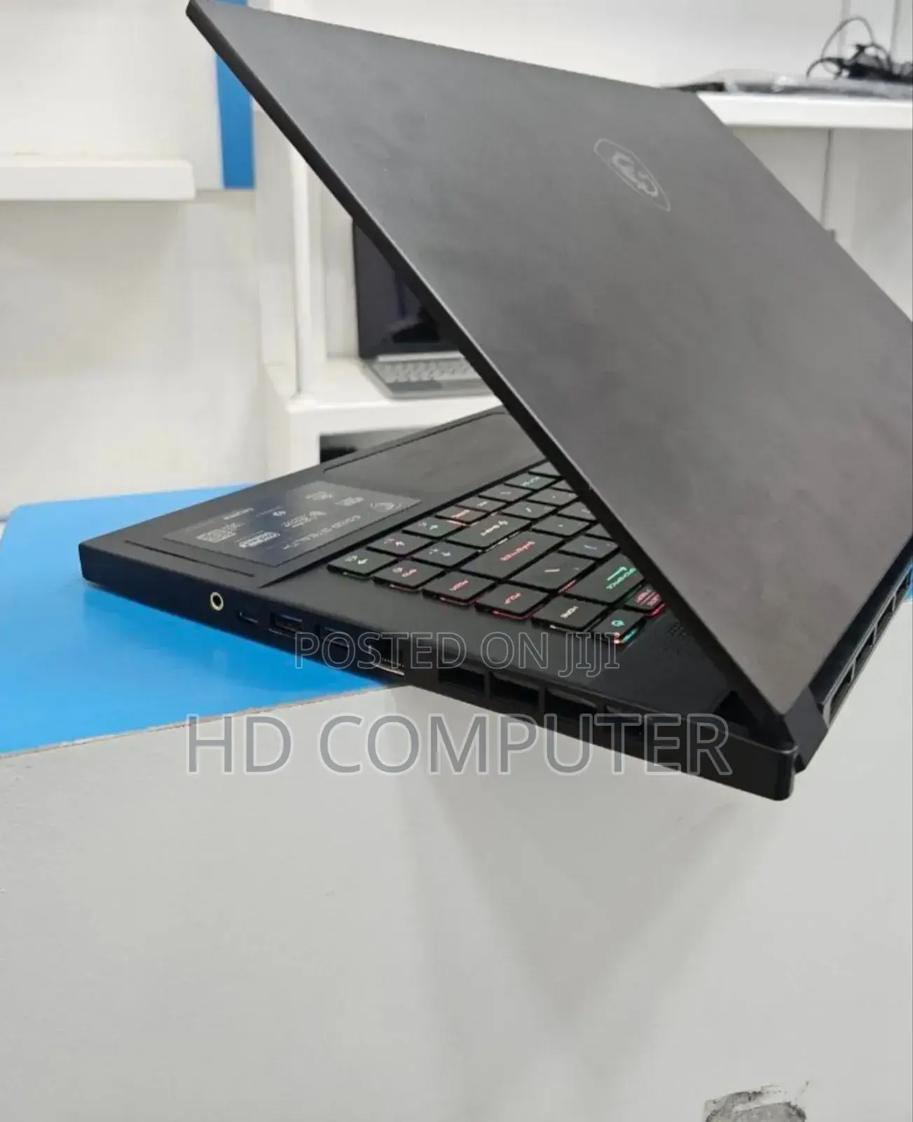 New Laptop MSI GS66 Stealth 10SGS 16GB Intel Core I7 SSD 1T