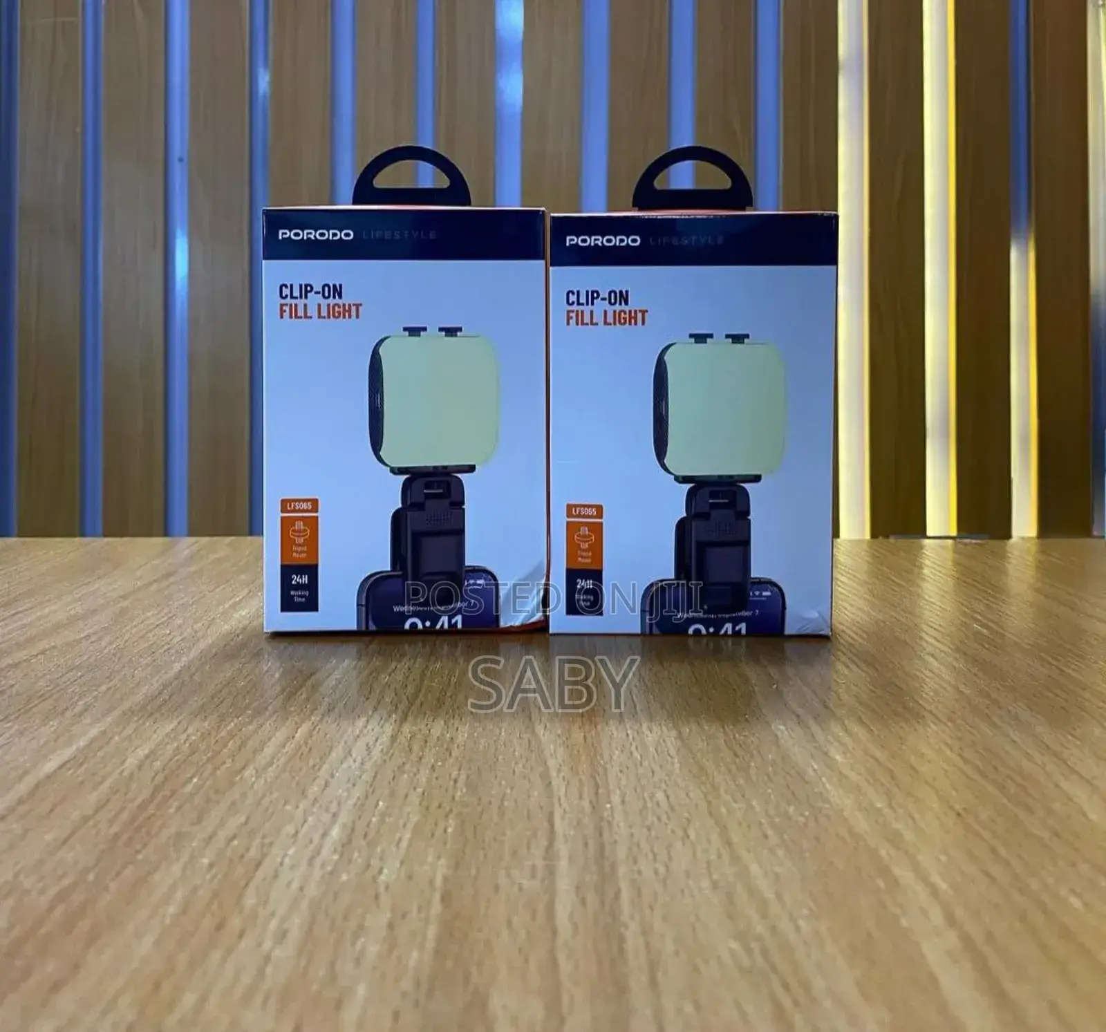 Porodo Lifestyle Clip-on Fill Light