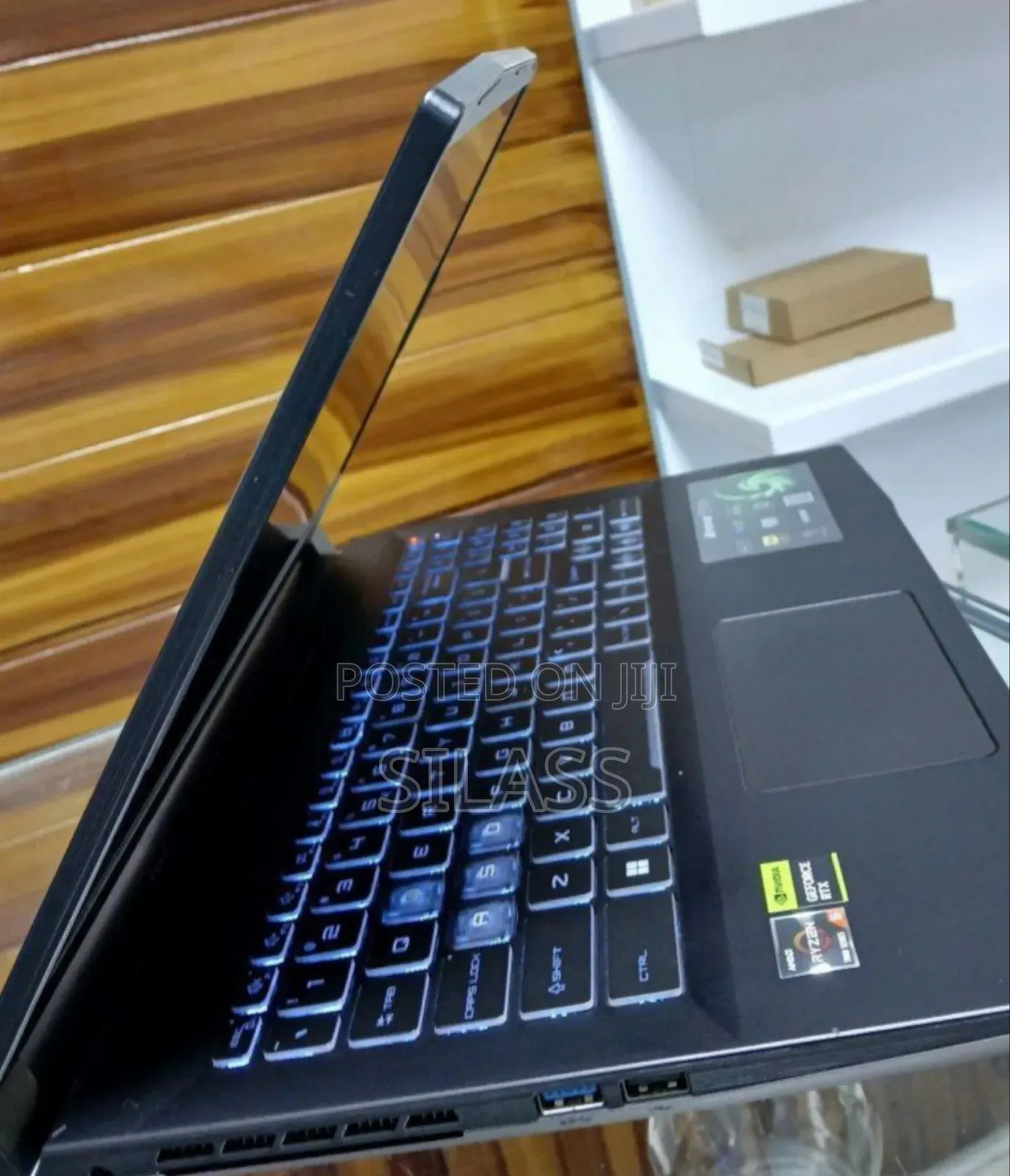 New Laptop MSI Katana 15 16GB AMD Ryzen 5 SSD 1T