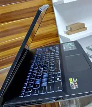 New Laptop MSI Katana 15 16GB AMD Ryzen 5 SSD 1T