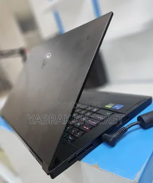 New Laptop MSI GS66 Stealth 10SGS 16GB Intel Core I7 SSD 1T