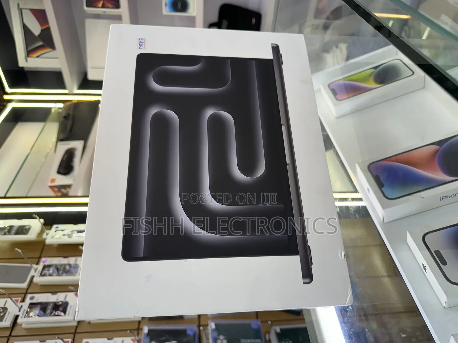 New Laptop Apple MacBook Pro 2024 M4 Pro 14-Inch 24GB SSD 512GB