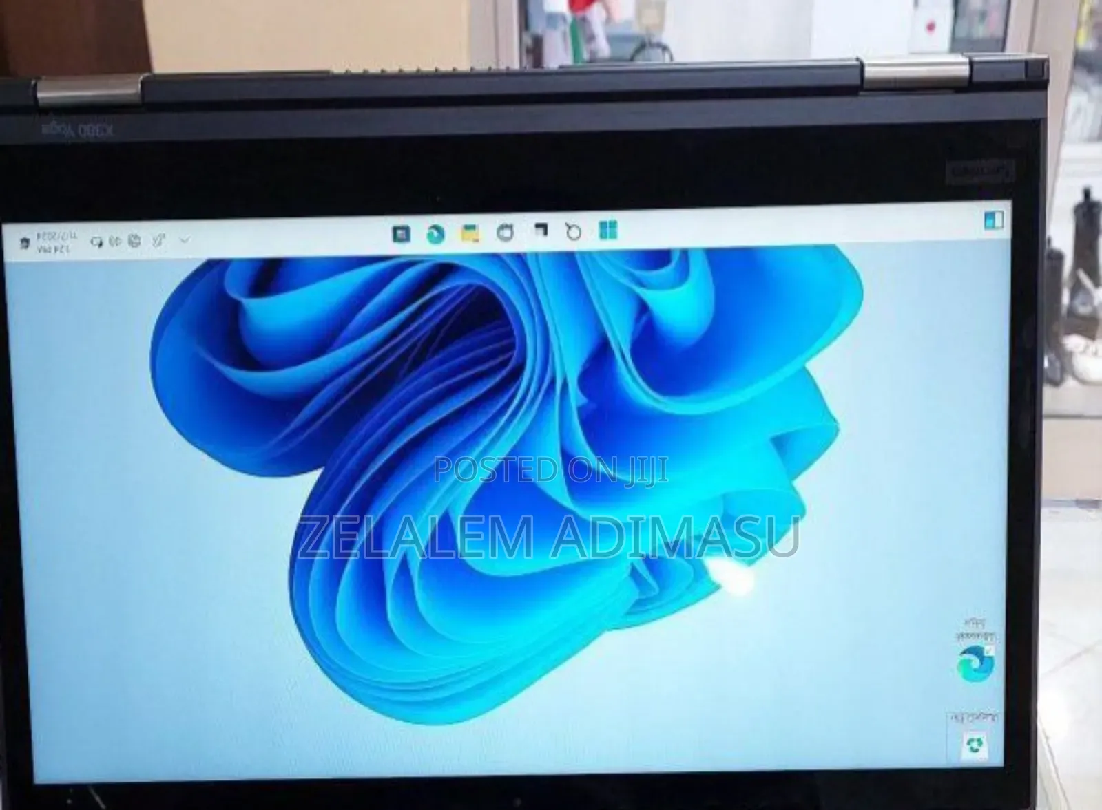 New Laptop Lenovo ThinkPad Yoga 370 16GB Intel Core I5 SSD 512GB