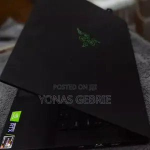New Laptop Razer Blade Advanced 16GB AMD Ryzen 9 SSD 1T