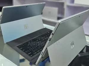 New Laptop Microsoft Surface Pro 5 8GB Intel Core I5 SSD 256GB