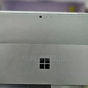 New Laptop Microsoft Surface Pro 7 8GB Intel Core I7 SSD 256GB