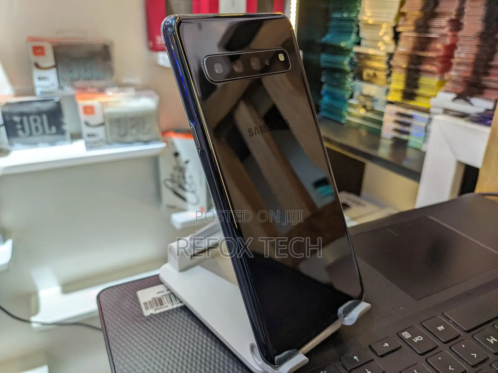 New Samsung Galaxy S10 5G 256 GB Black