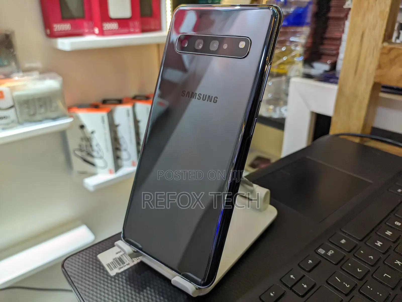 New Samsung Galaxy S10 5G 256 GB Black