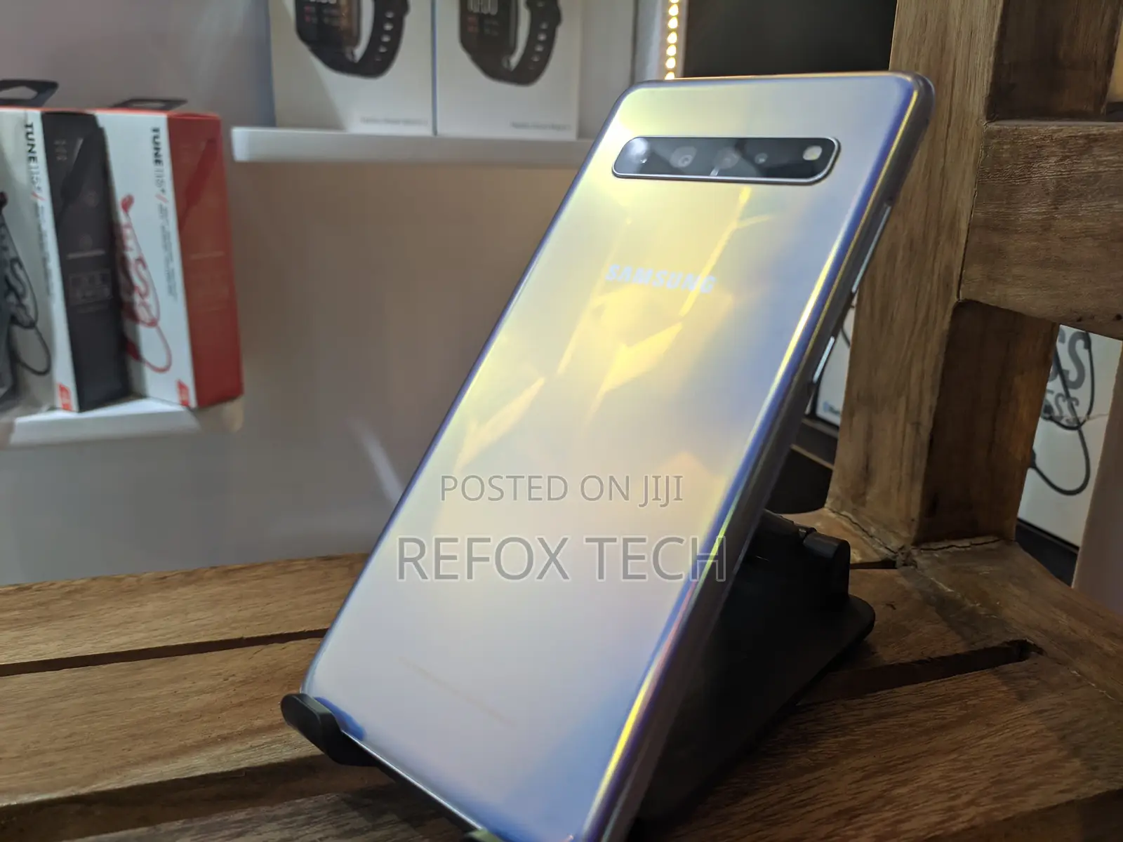 New Samsung Galaxy S10 5G 512 GB Silver